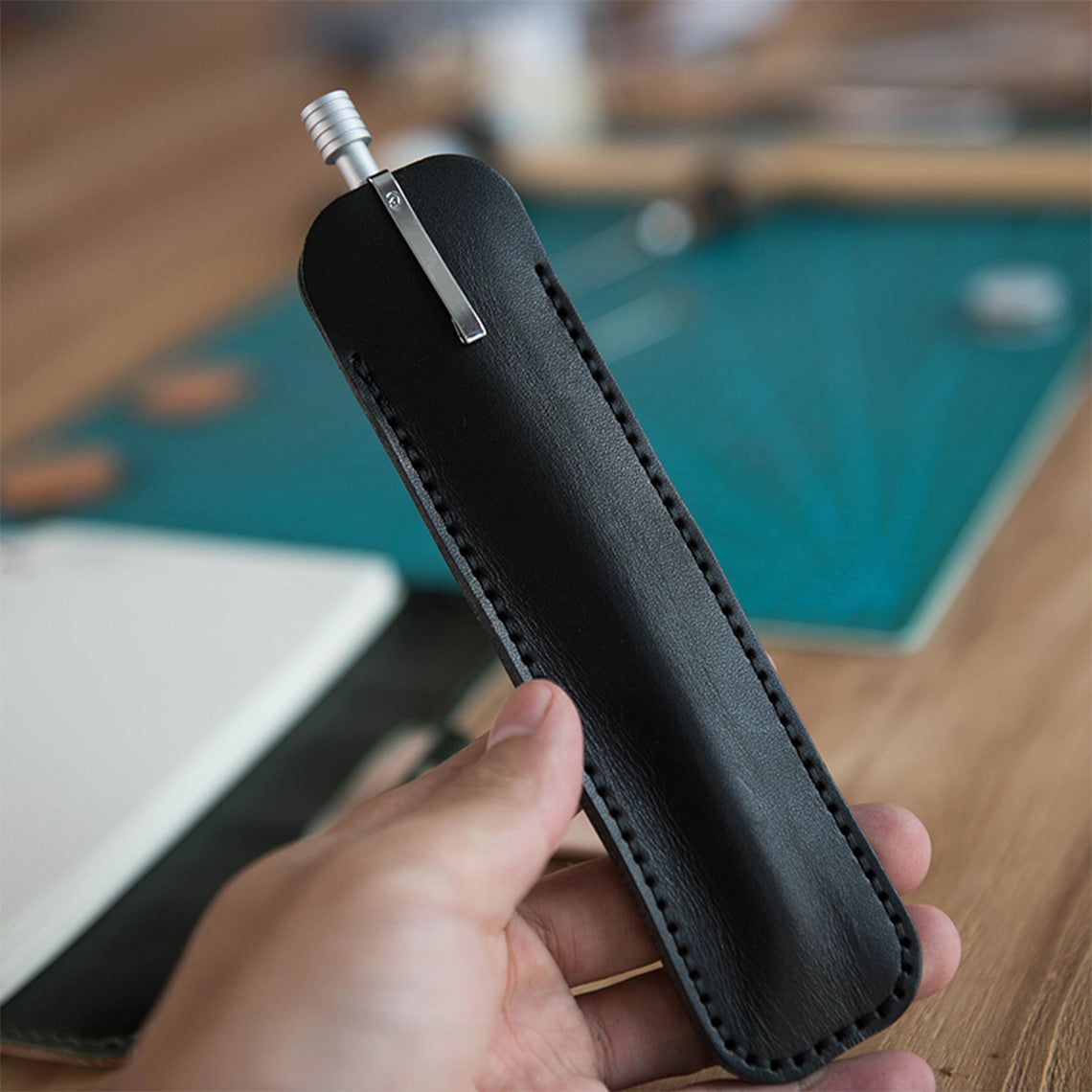 Handmade Single Pen Sleeve Pen Holder Black | DIY Leathercraft Kits - Wirkin™