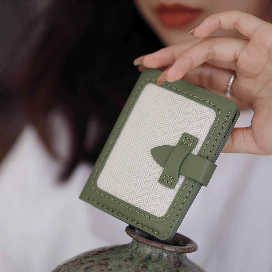 Small Leather Bifold Wallet Green | DIY Wallet Kit, Leather Purse Kit - Wirkin™