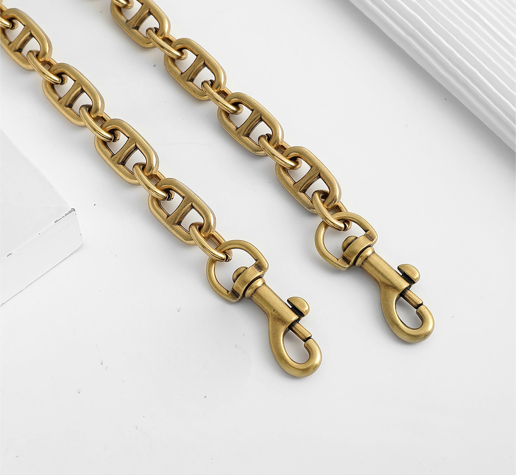 Metal chain accessory, crossbody decorative shoulder strap, underarm bag chain